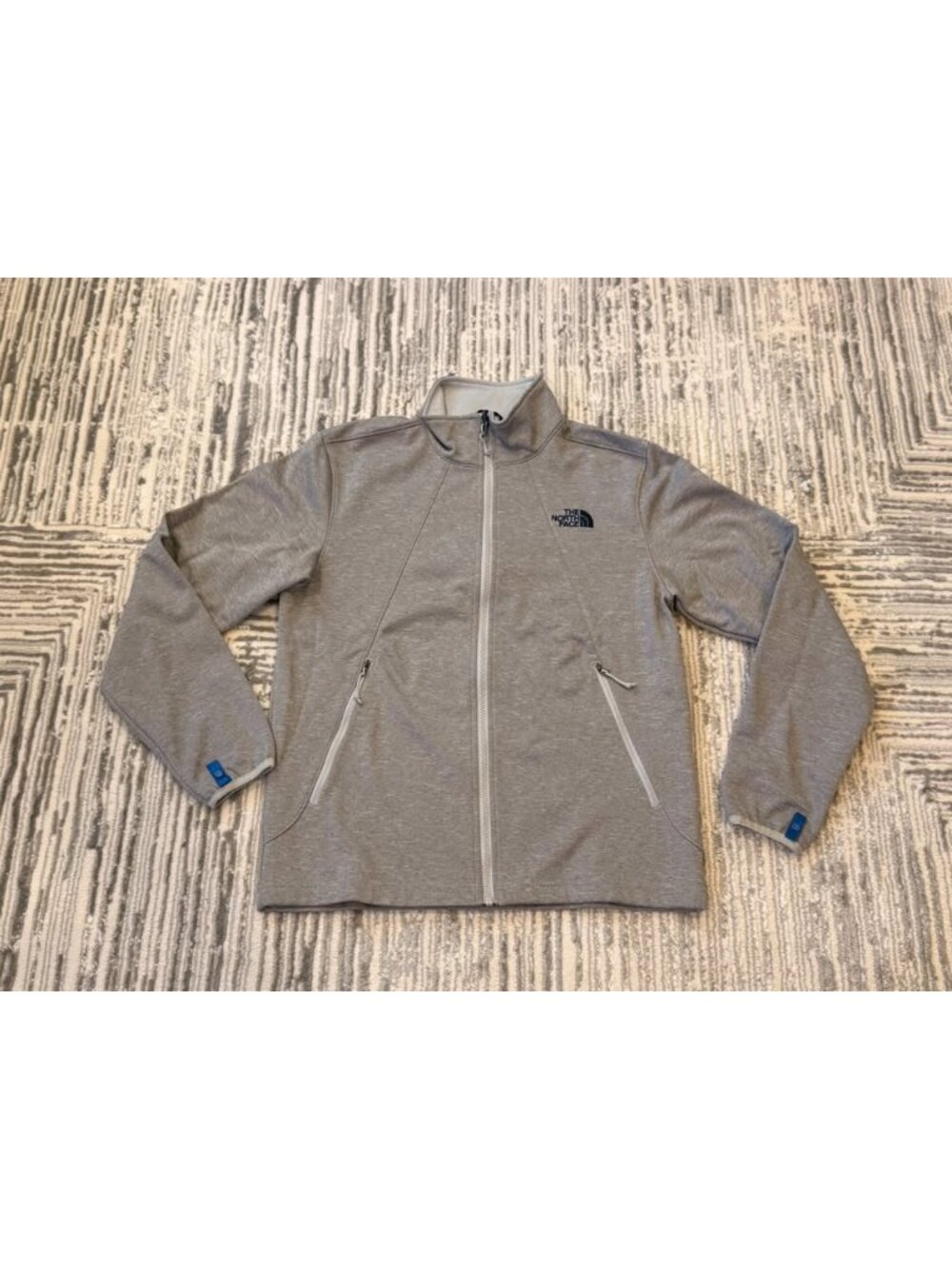 NEW The North Face men's small gray jacket